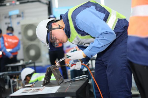 球盟会(中国)匠心铸金工•交锋砺尖峰丨2025大金空调妙技交锋大赛正式启动(图3)